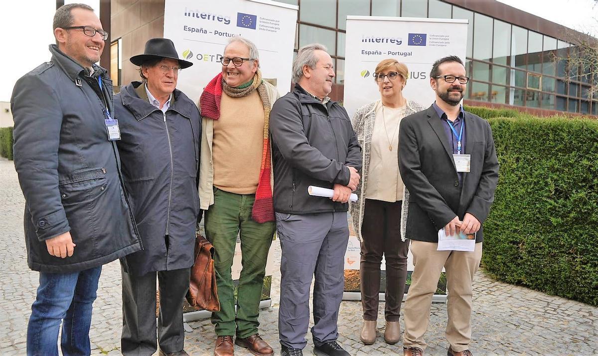 Ponentes y autoridades, al inicio del seminario sobre la conectividad ecológica del Duero.