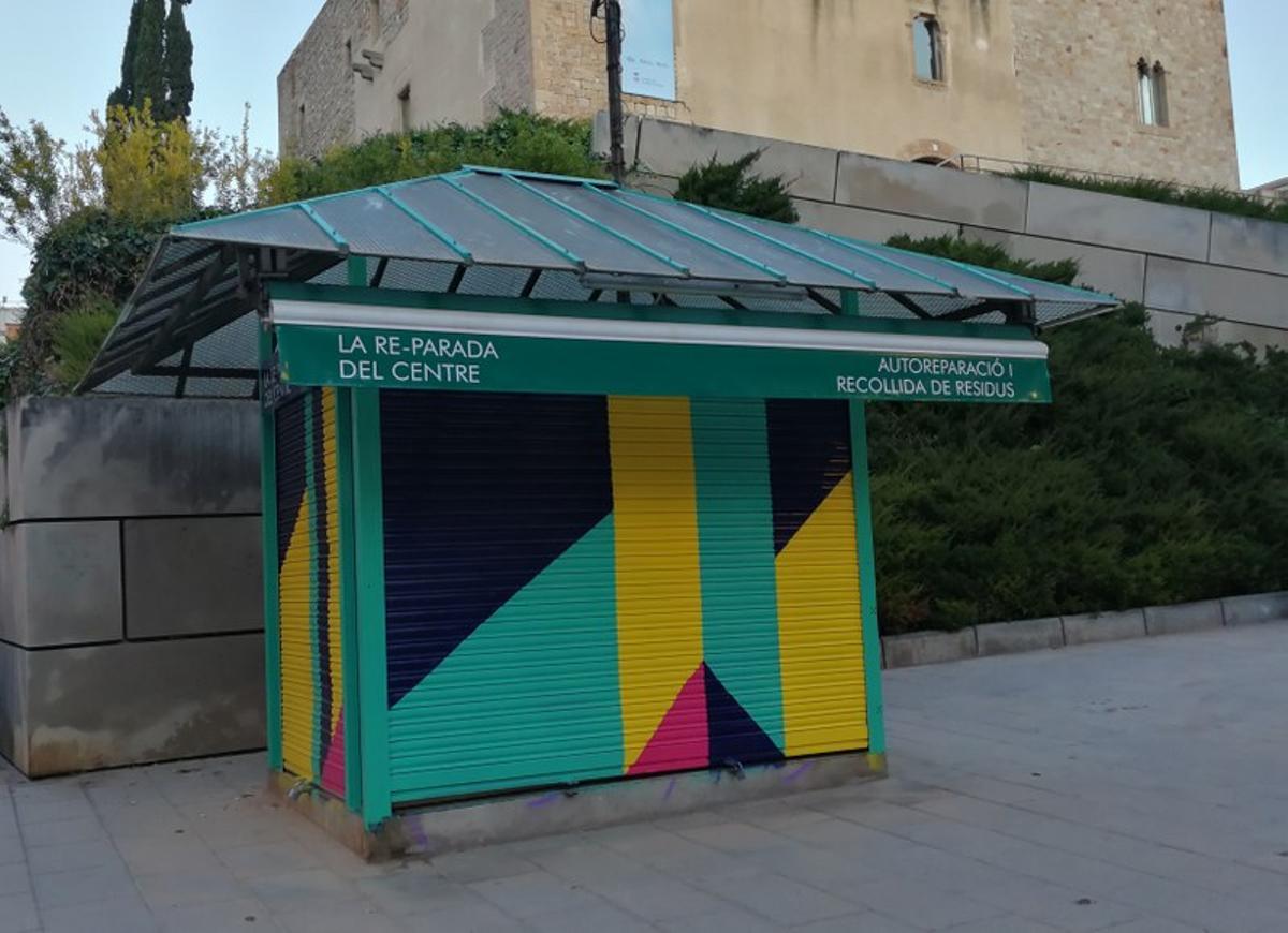 Cornellà estrena un quiosc de reciclatge i reparació al centre
