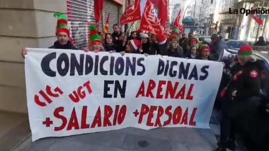 Manifestación de las trabajadoras de Arenal en A Coruña