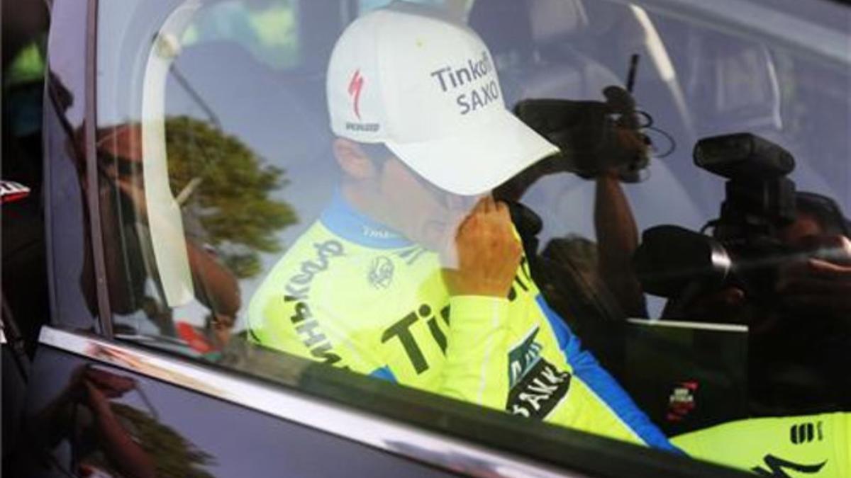 Alberto Contador será sometido a pruebas para conocer el alcance de su lesión