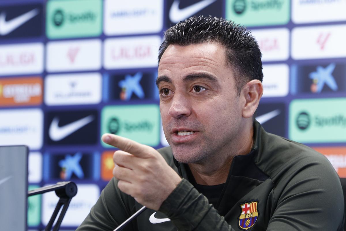 Xavi asegura que Mika Faye está preparado para participar