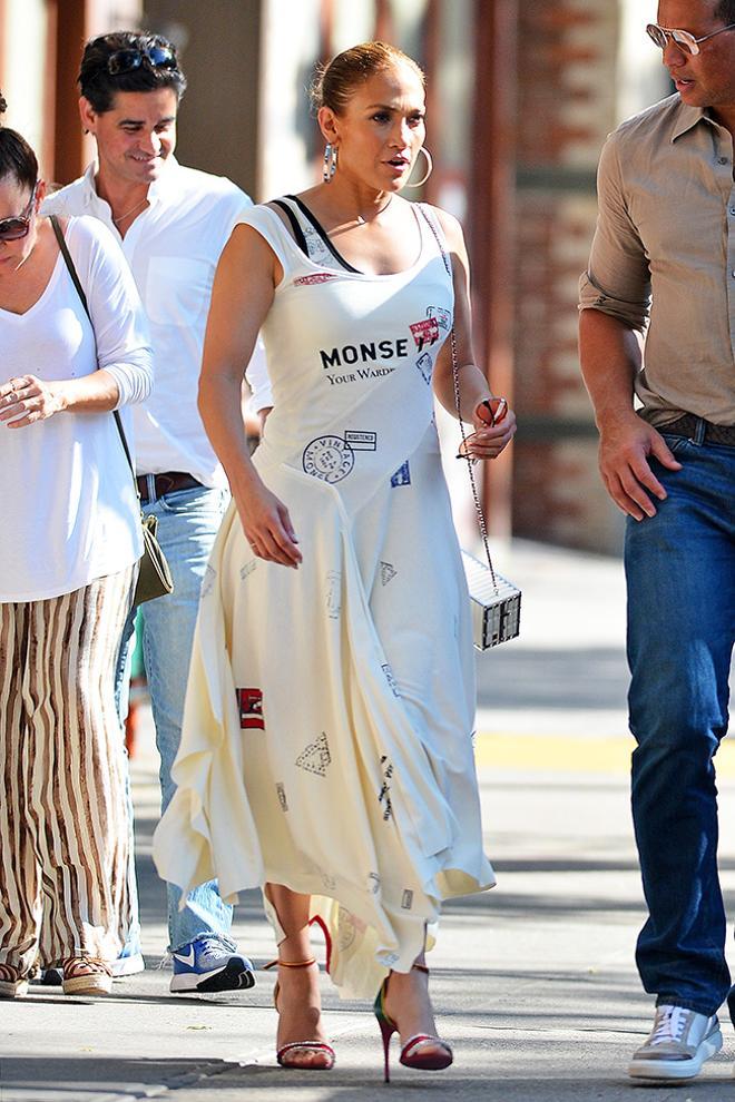 Jennifer Lopez de paseo por las calles de Boston