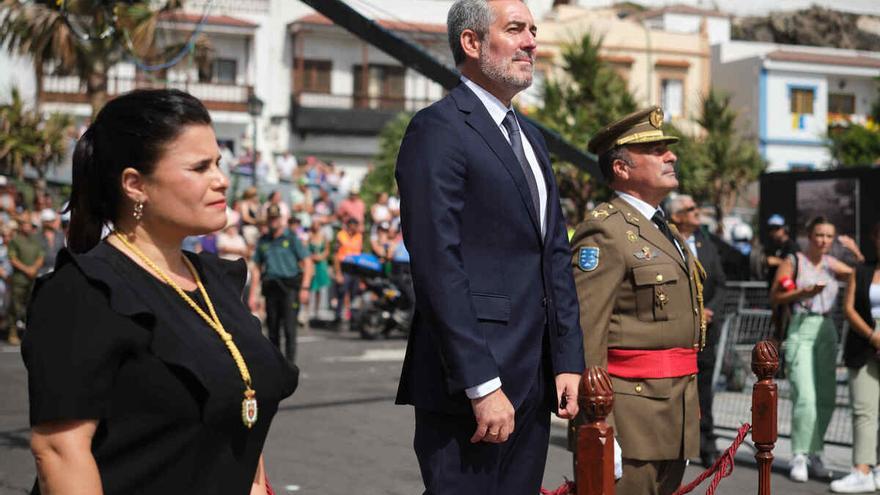 Clavijo pide una postura clara del Gobierno ante la migración