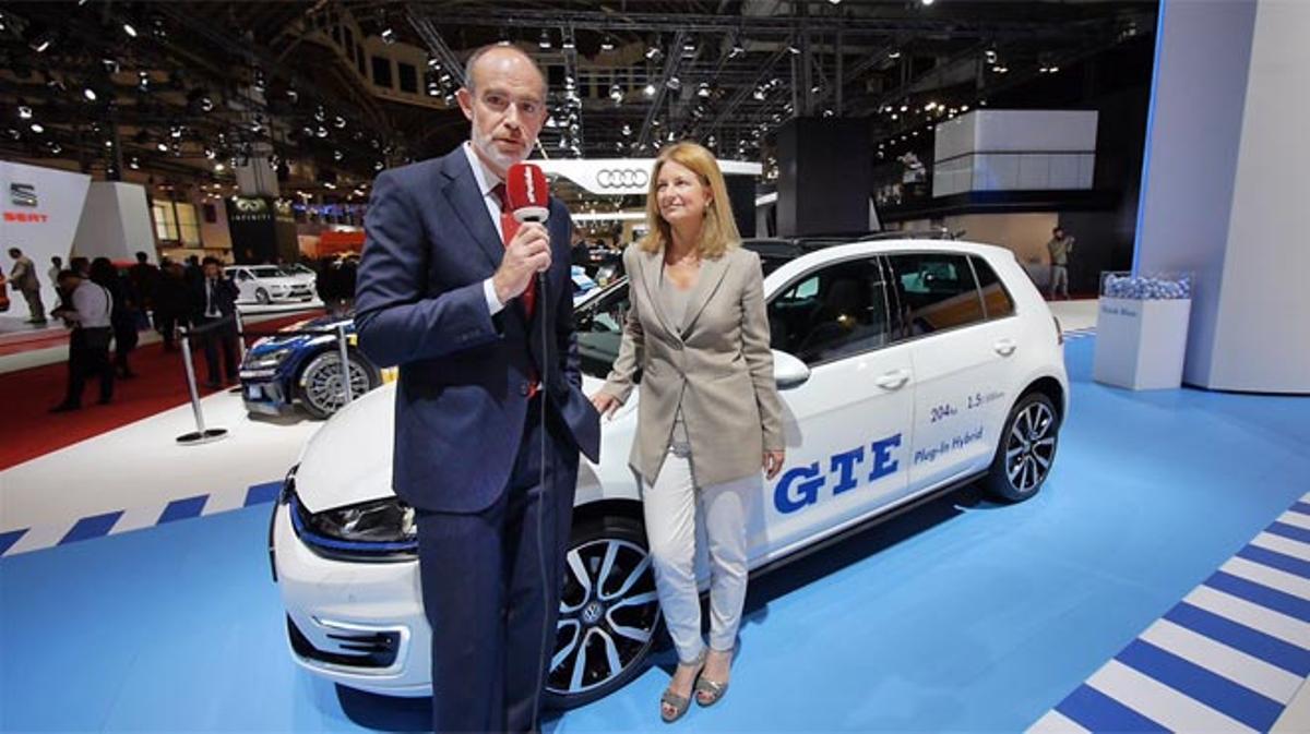 Laura Ros, directora general de Volkswagen Espanya, ens presenta el Nou Golf i el nou Touran.