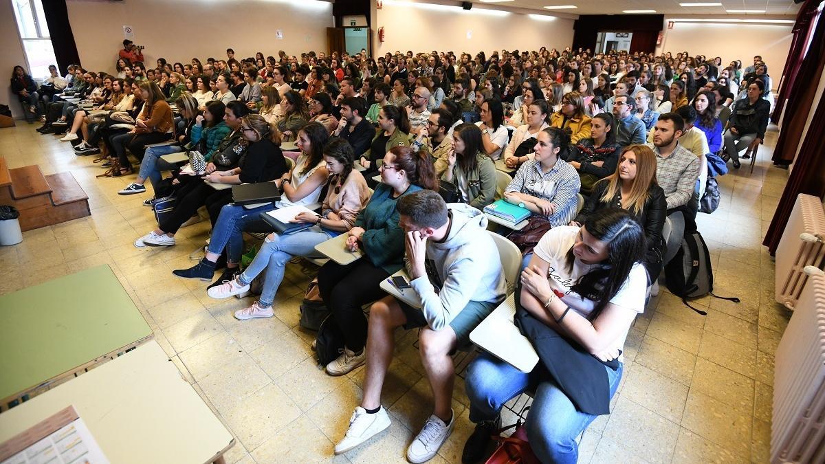 Los futuros profesores de Secundaria salen del máster sin una materia propia de educación digital
