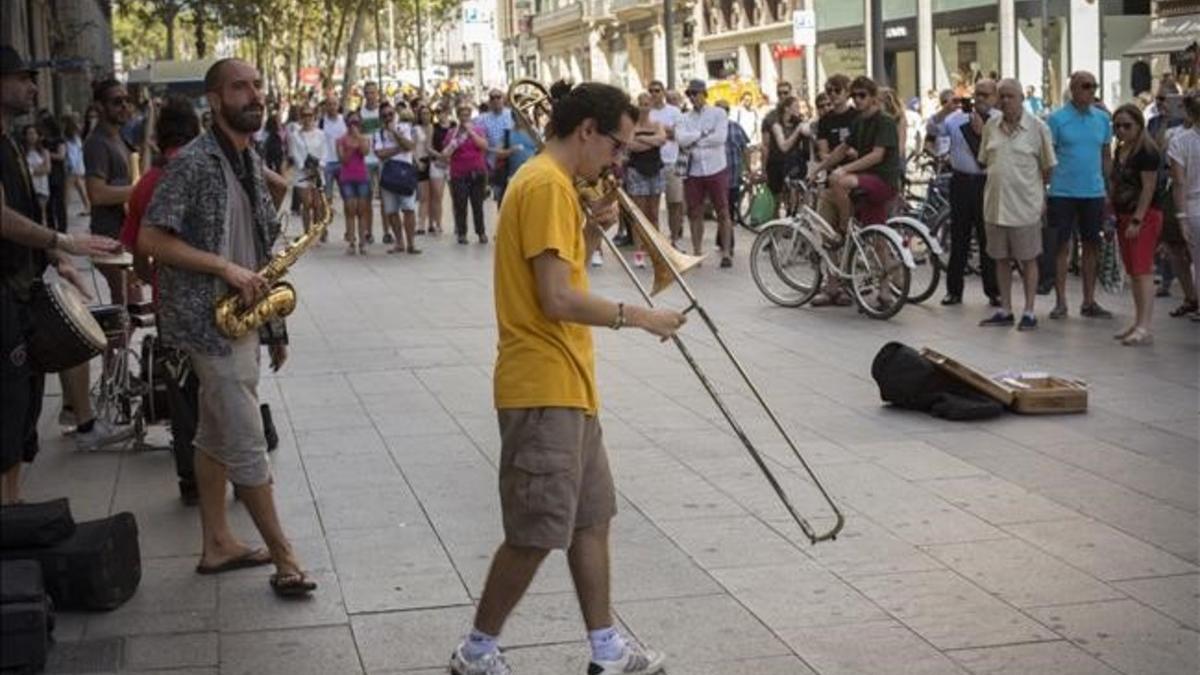 zentauroepp31111983 barcelona 18 09 2015    actividad en barcelona de turistas t170915172146