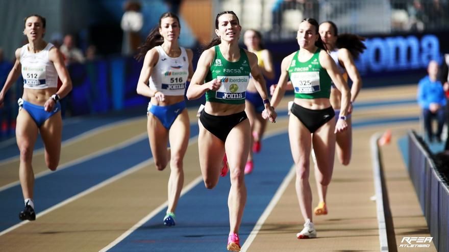 Carmen Avilés logra la plata en el Campeonato de España con un gran tiempo