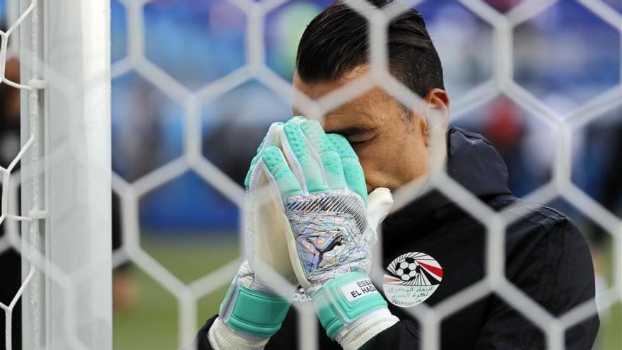 El portero egipcio El Hadary se convierte en el más veterano en jugar un Mundial