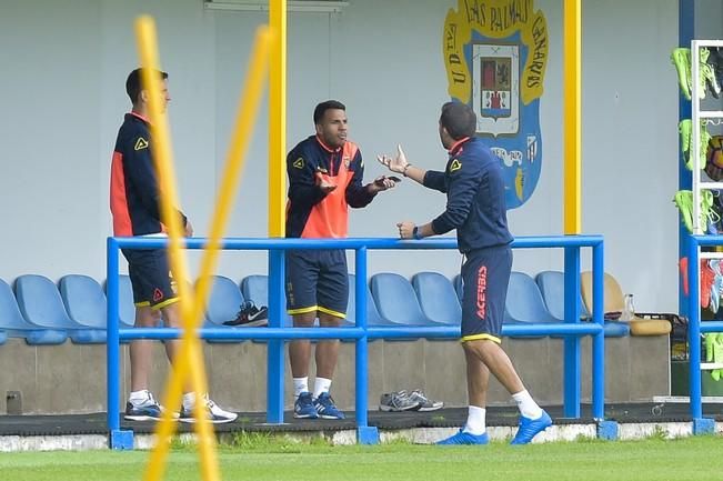 Entrenamiento de la Unión Deportiva Las Palmas ...