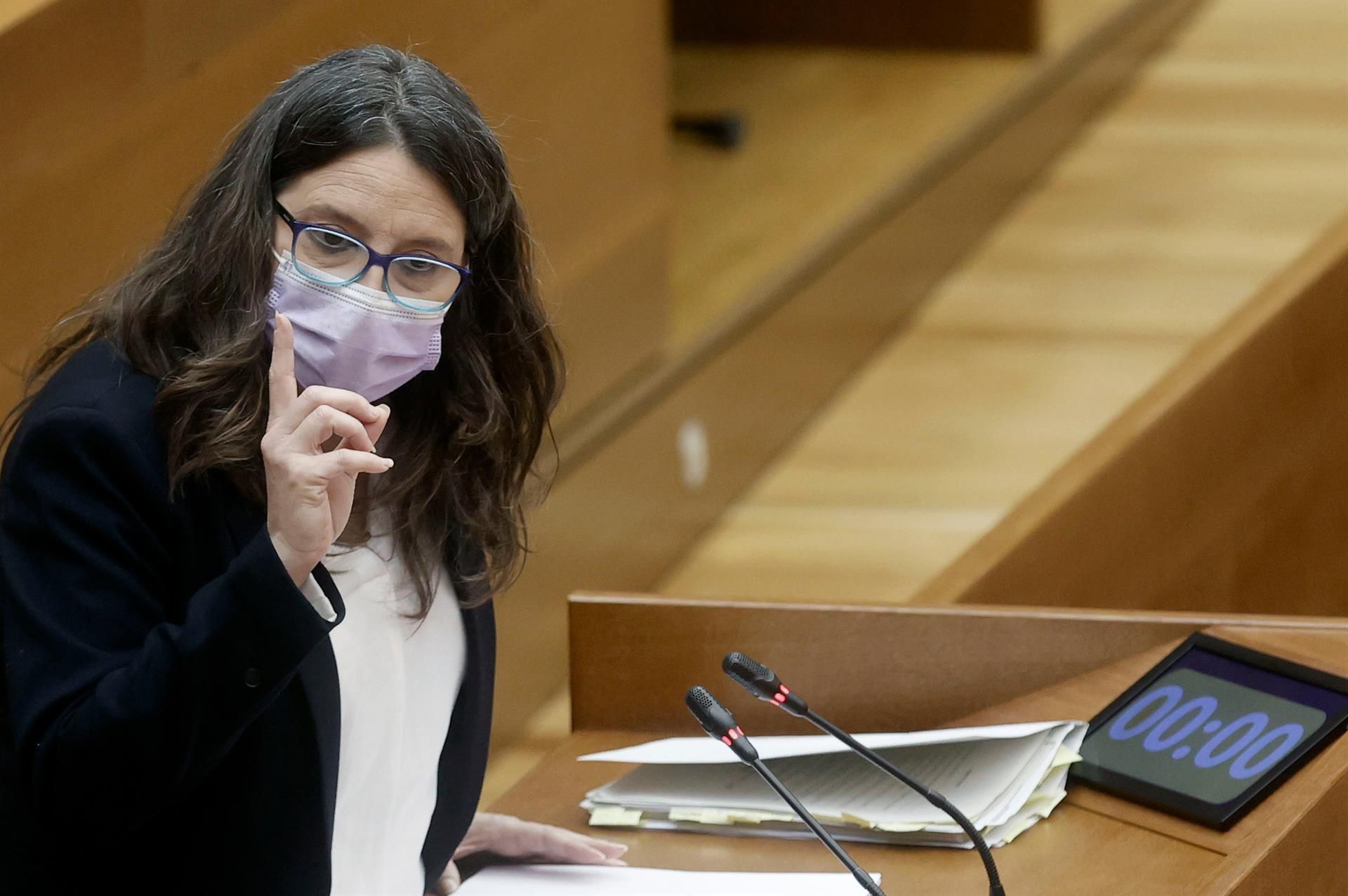 Mónica Oltra durante su comparecencia en Las Cortes este martes.