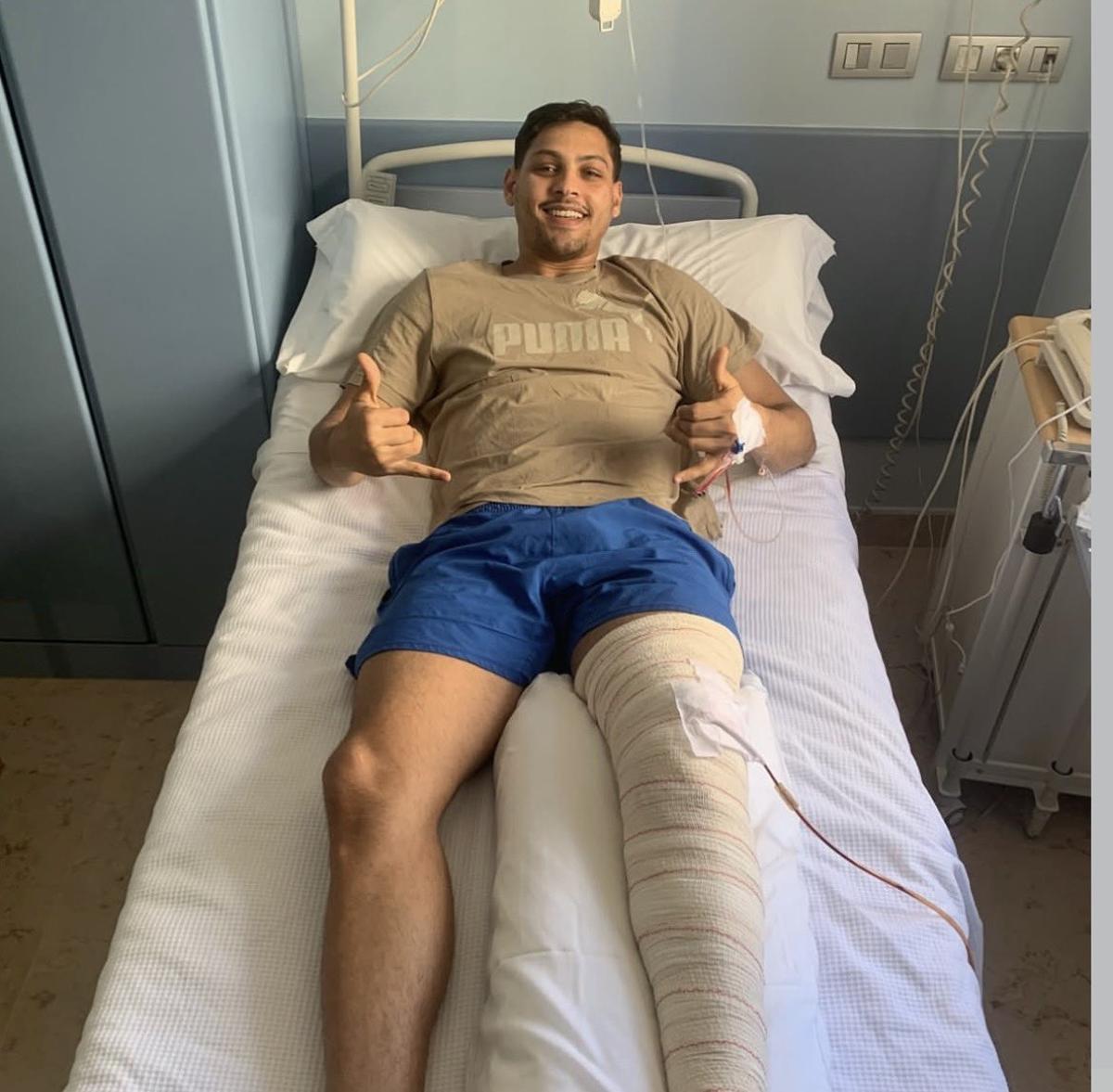 Felipe Ferreira, sonríe tras la operación.