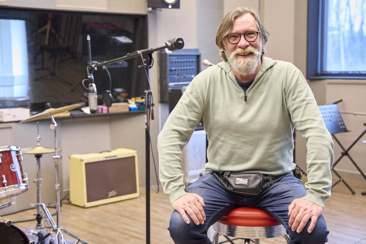 Àlex Casanovas, amb la barba i bigoti que s'ha deixat per a interpretar Santiago Rusiñol.