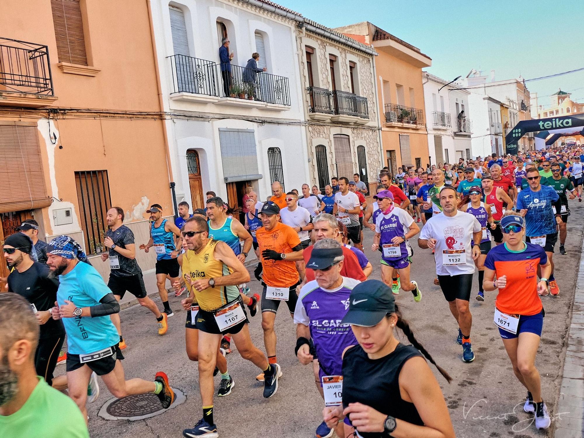 Búscate en la XI Cursa Solidària de Beniarjó