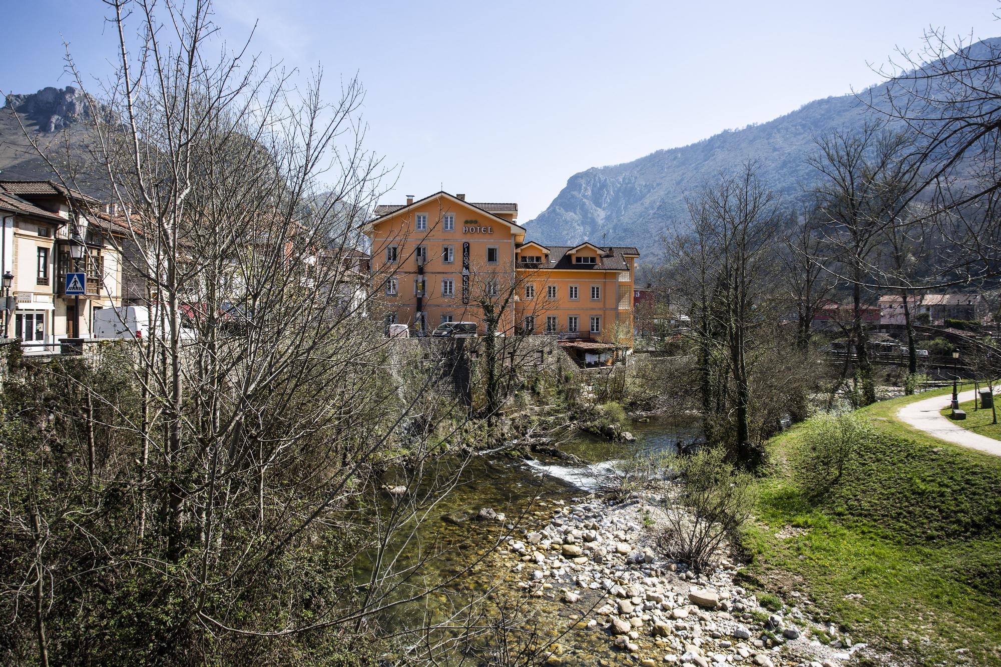 Asturianos en Cabrales: un recorrido por el municipio