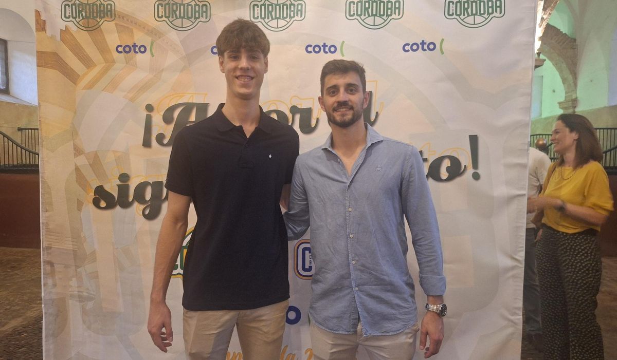 Guillermo del Pino y Lucas Muñoz, en el acto organizado por el Coto Córdoba.