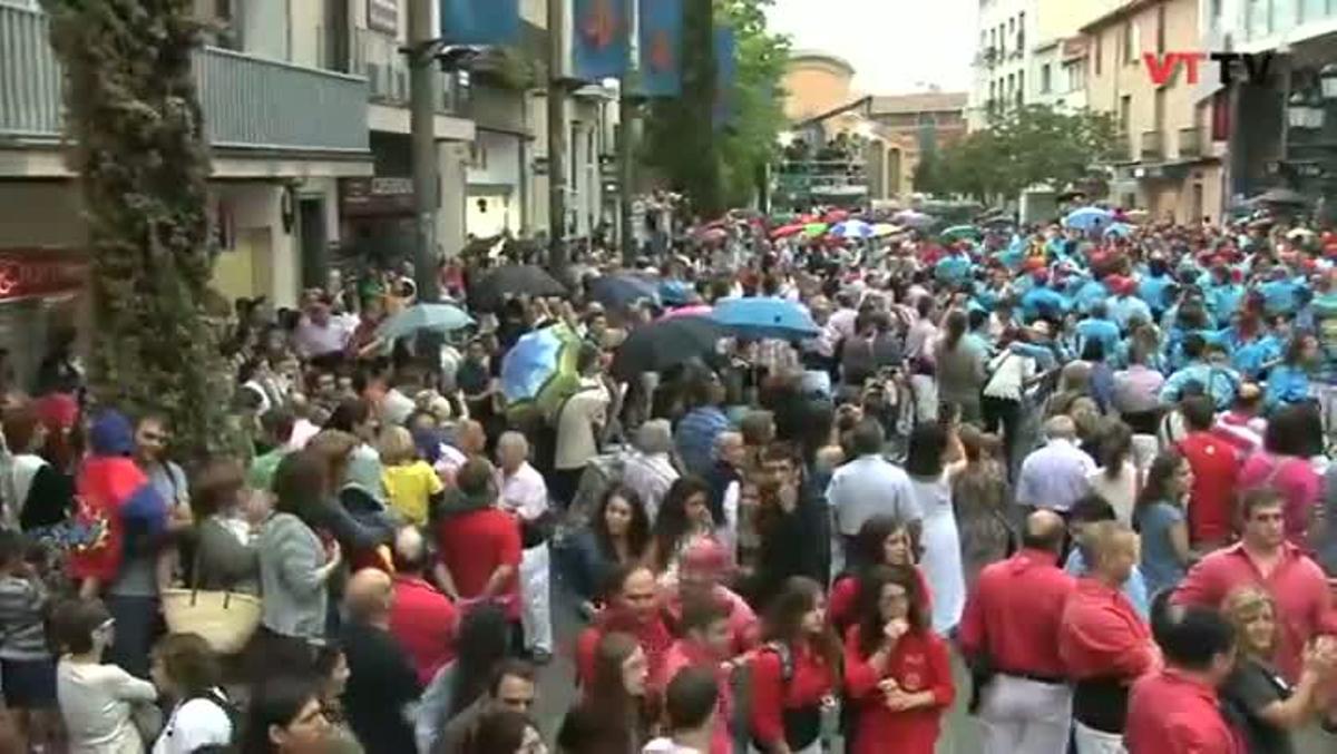 Exhibició castellera durant la Festa Major de Terrassa el 2012, amb els Castellers de Terrassa, Minyons de Terrassa i la colla convidada, Joves Xiquets de Valls.