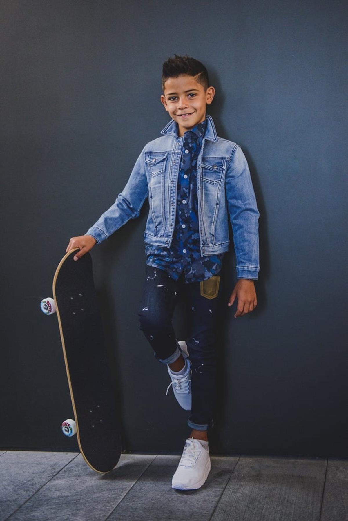 El hijo de Cristiano Ronaldo en su primera campaña de moda El hijo de Cristiano Ronaldo en su primera campaña de moda