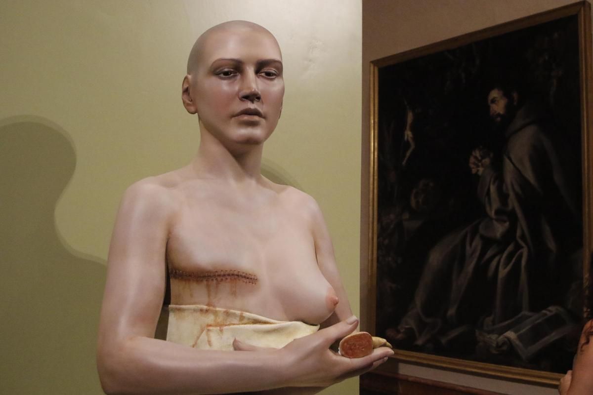 El Vuelo de Julia de José Manuel Belmonte entra en el Bellas Artes para concienciar sobre el cáncer de mama