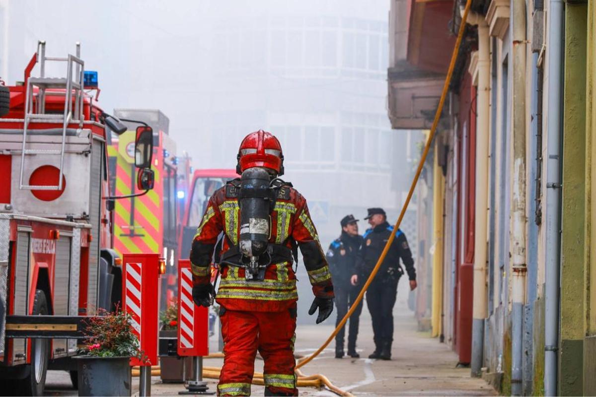 Se incendia la narcovivienda de Os Duráns, en Vilagarcía