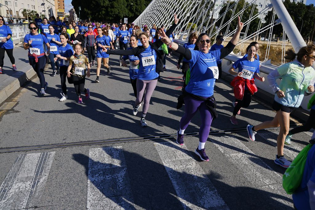 Imágenes del recorrido de la Carrera de la Mujer: avenida Pío Baroja y puente del Reina Sofía (I)