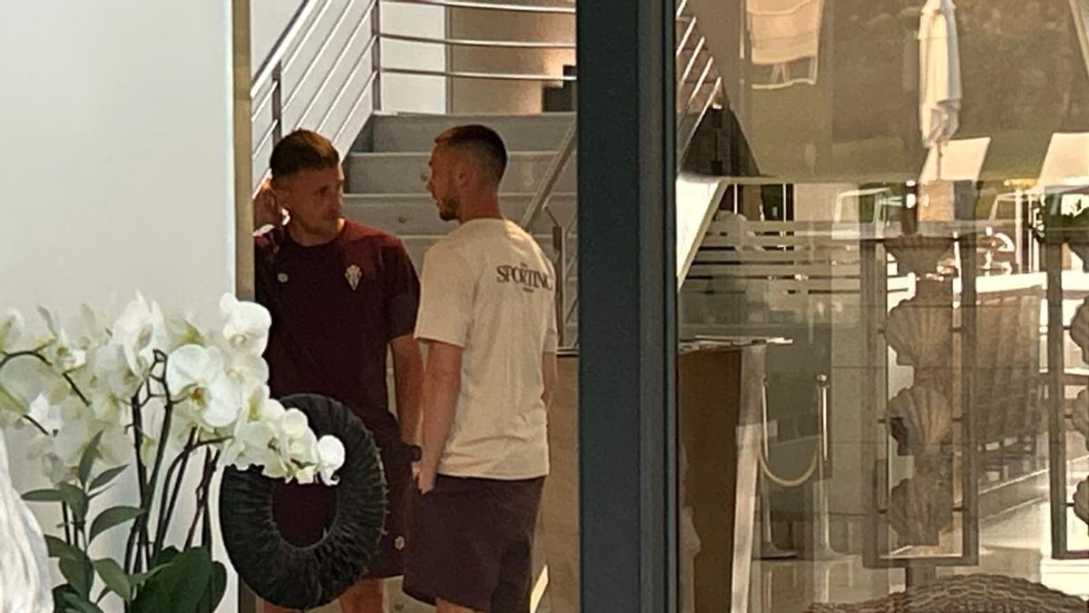 Jonathan Dubasin, en el hotel en el que está concentrado el Sporting.