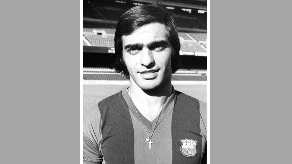 Alfredo Amarillo con la camiseta del Barça. El zaguero uruguayo hizo realidad su sueño en el verano de 1976