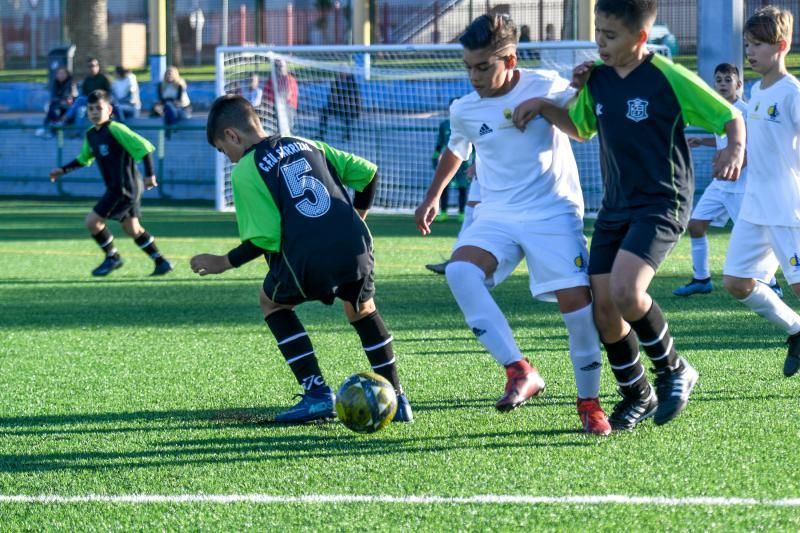 25-01-20  DEPORTES. CAMPOS DE FUTBOL DE LA ZONA DEPORTIVA DEL PARQUE SUR EN  MASPALOMAS. MASPALOMAS. SAN BARTOLOME DE TIRAJANA.  Maspalomas-Carrizal (alevines).  Fotos: Juan Castro.  | 25/01/2020 | Fotógrafo: Juan Carlos Castro