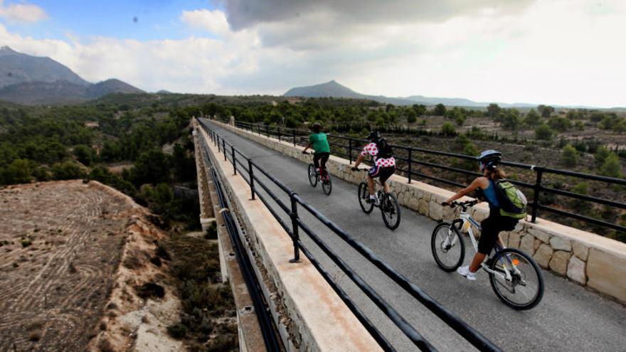 Vía Verde Agost- Maigmó en bici