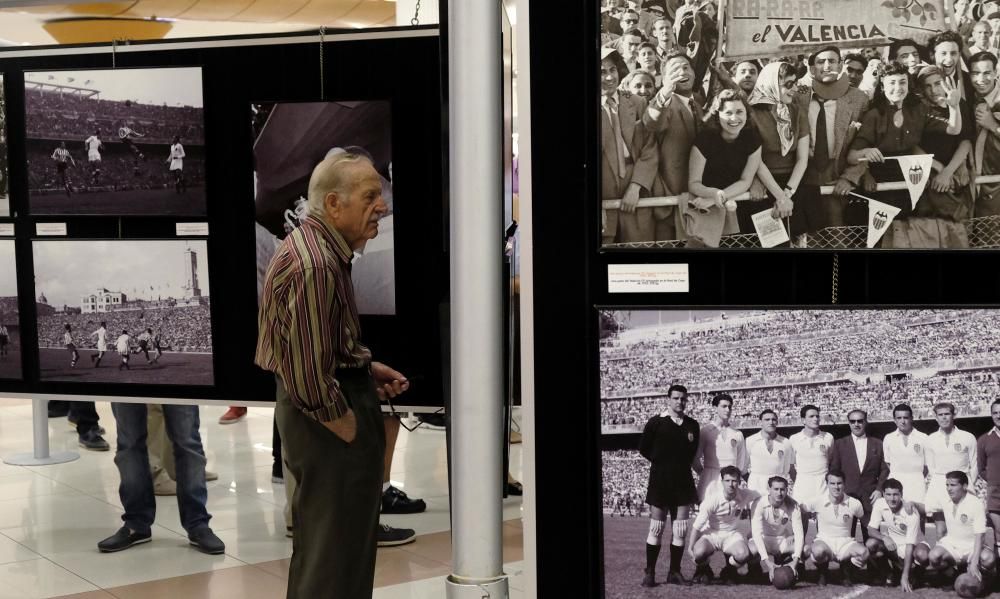 Nuevo Centro presenta la exposición "Blanquinegre. A 90 minuts de la glòria"