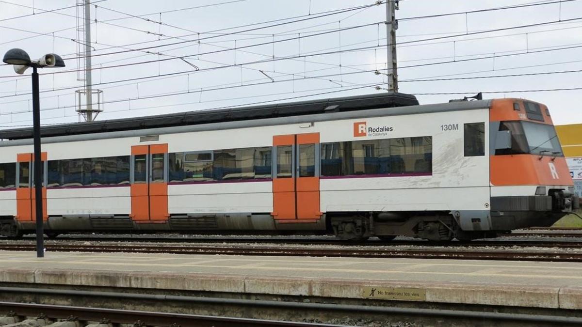 Un tren de Rodalies circulando