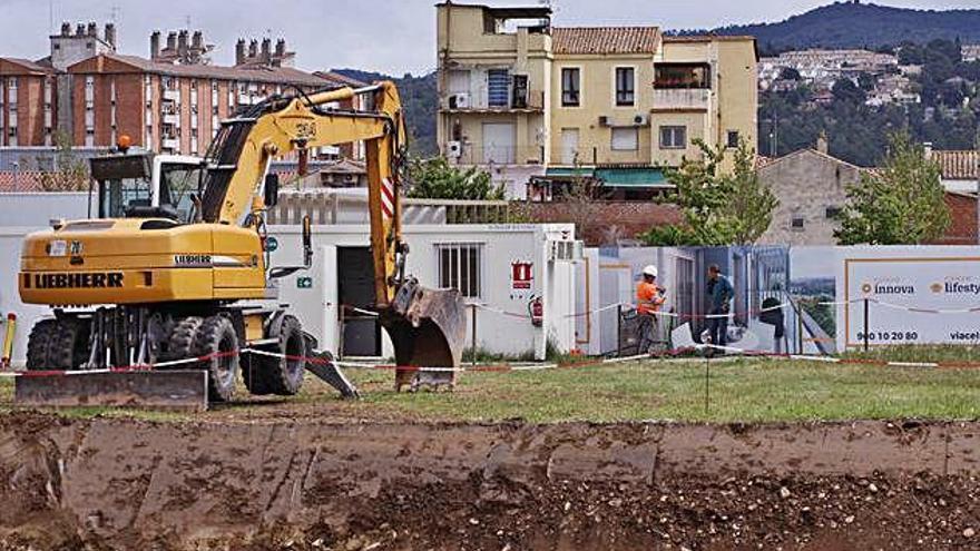 Pisos en construcció a Girona aquest 2019, un dels sectors on ha augmentat l&#039;ocupació.