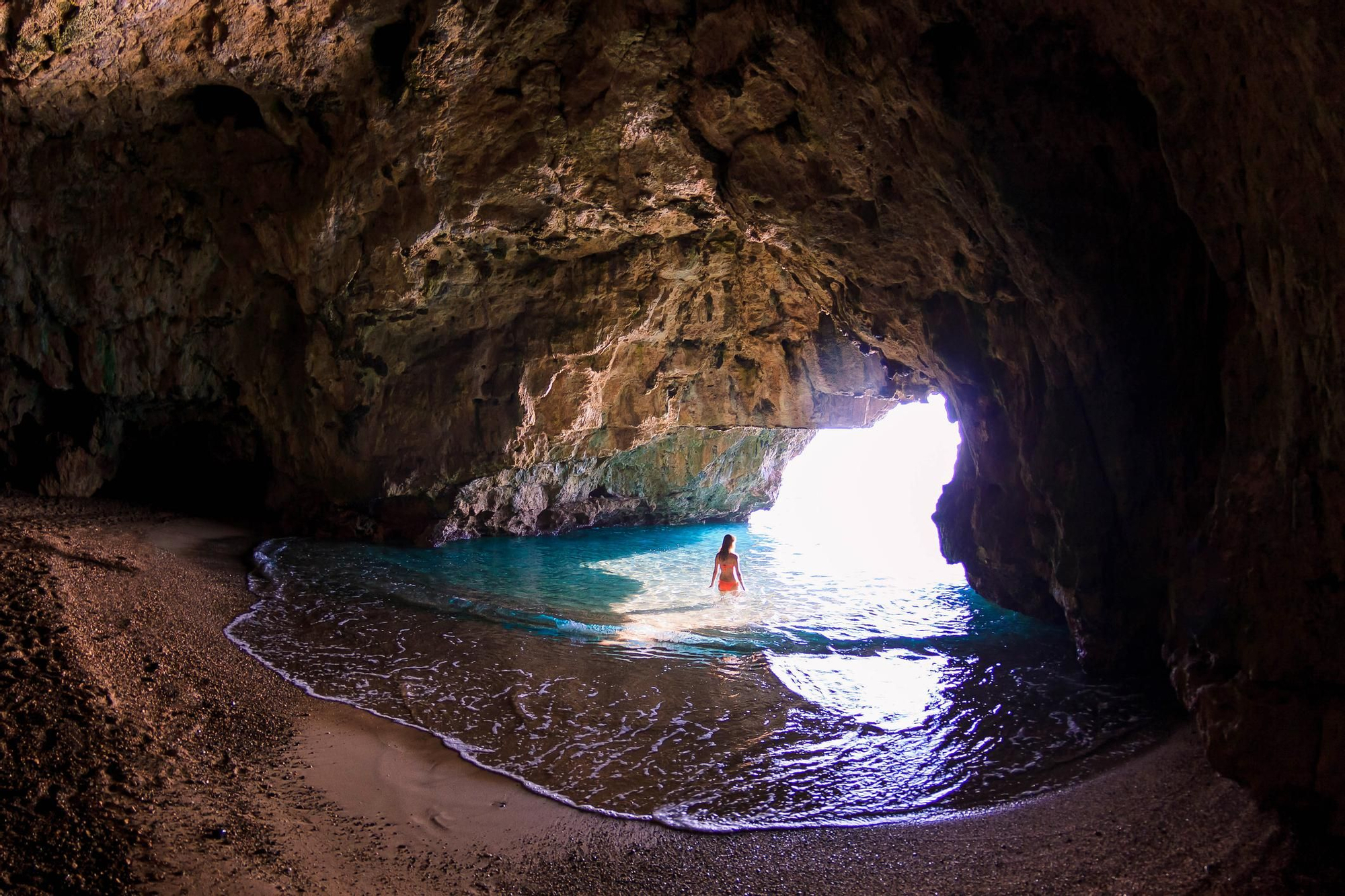 La Cova del Llop Marí.