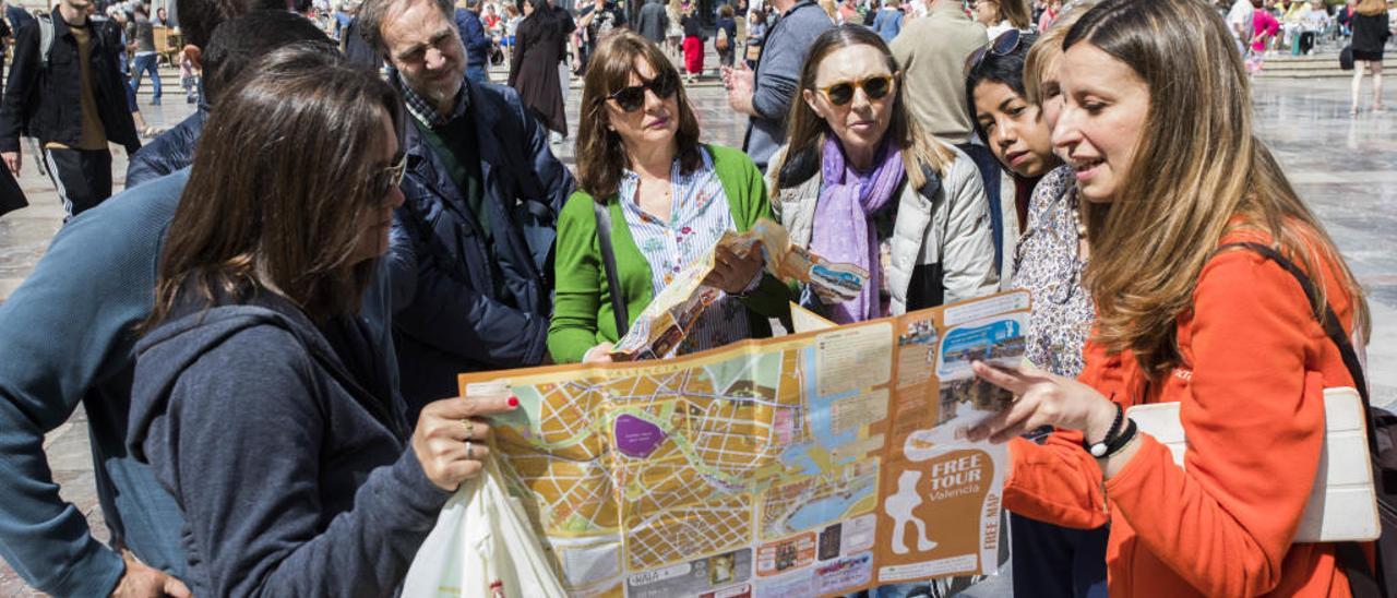 València lidera el aumento de la rentabilidad hotelera por el desvío de turistas de Barcelona