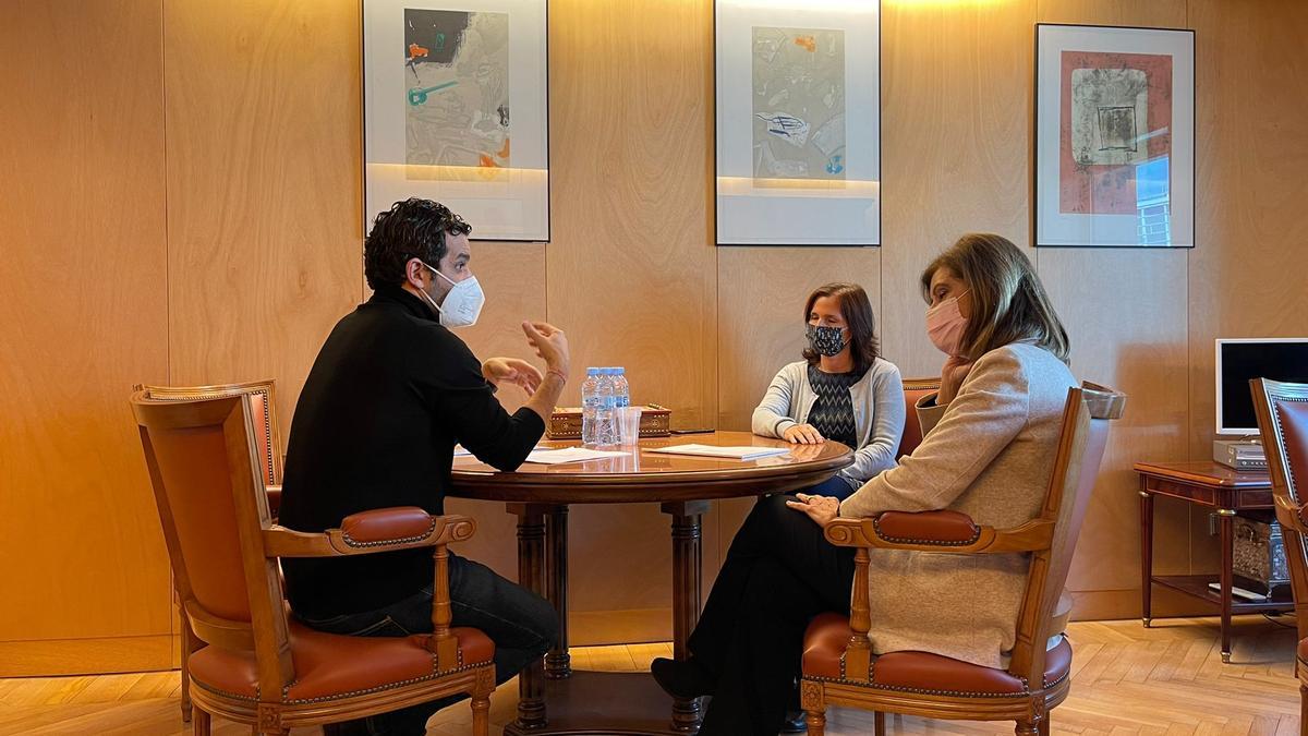 Reunión del alcalde Paterna con Ana Botella.