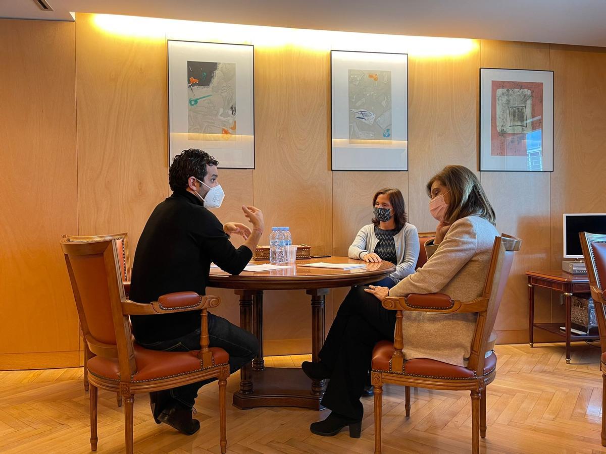 Reunión del alcalde Paterna con Ana Botella.