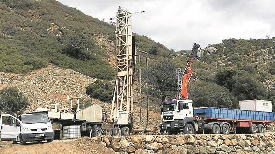 Arranca la obra del pozo para Benassal y Vilafranca