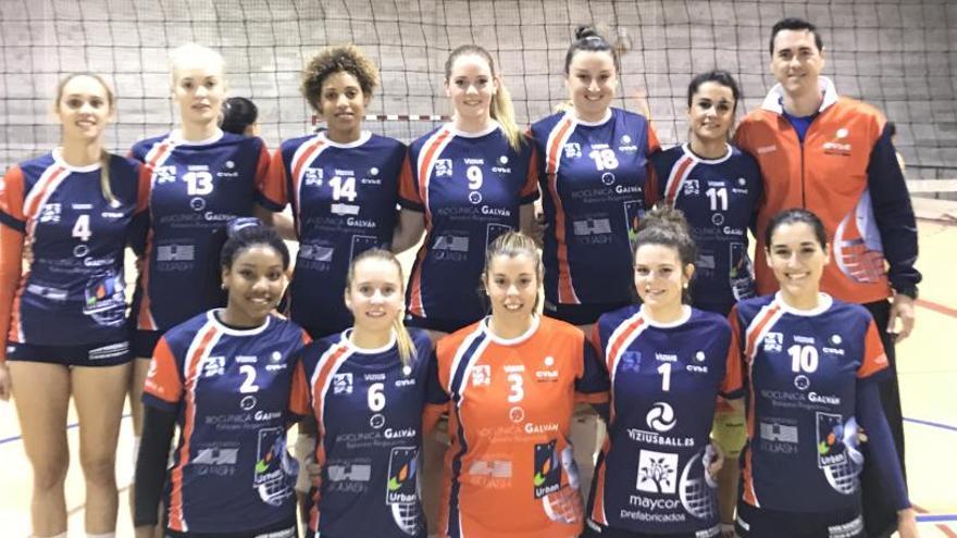 La plantilla del Club Voleibol Elche Viziusport