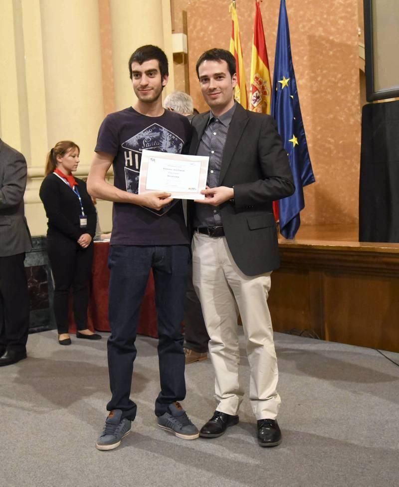 Imágenes de la ceremonia de premios por el Día de la Educación Aragonesa 2016