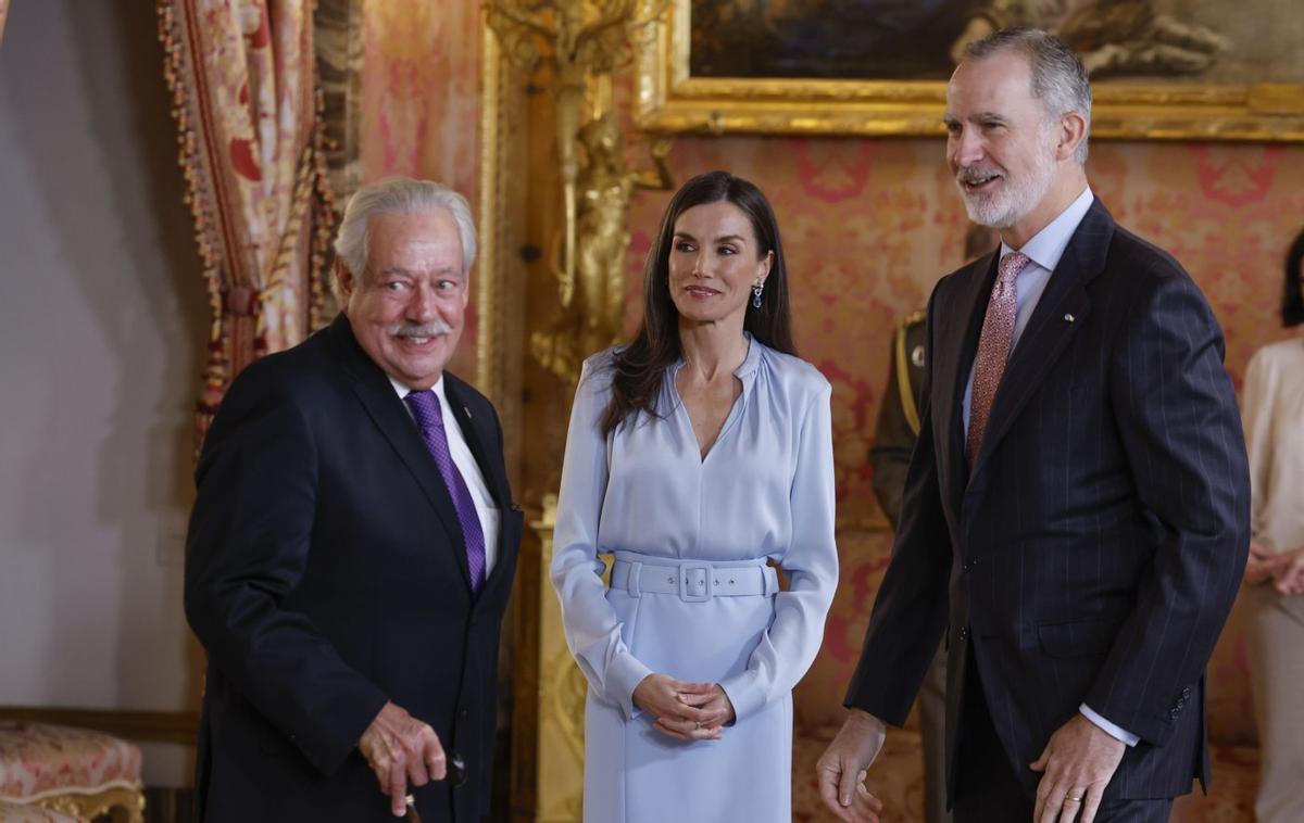 El Rei reivindica el valor de les lletres en el tribut a Celorio