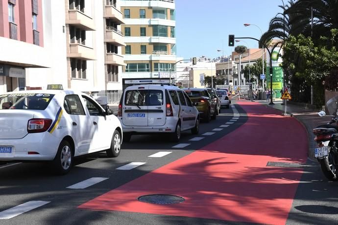 06-04-19 LAS PALAMS DE GRAN CANARAIA. LEON Y CASTILLO. LAS PALMAS DE GRAN CANARIA. Carril bici en en fase de implantación en Leon y Castillo. Fotos: Juan Castro.  | 06/05/2019 | Fotógrafo: Juan Carlos Castro