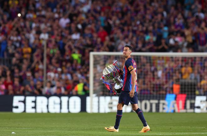 Las imágenes de la despedida de Jordi Alba, Busquets... ¡y el Camp Nou!