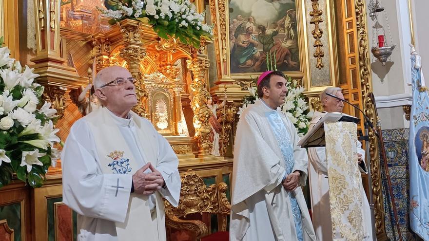 El obispo de Plasencia pide perdón por el robo de la corona de la Virgen