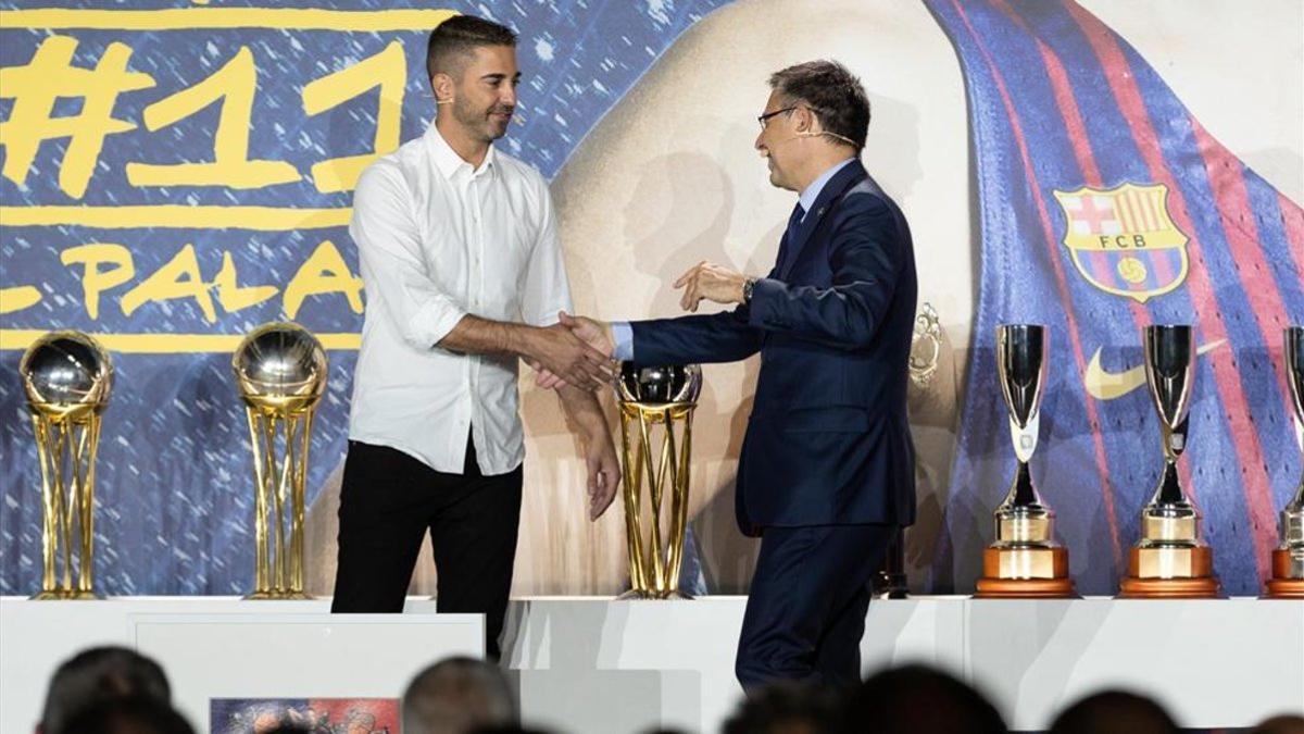 Navarro en su homenaje de despedida