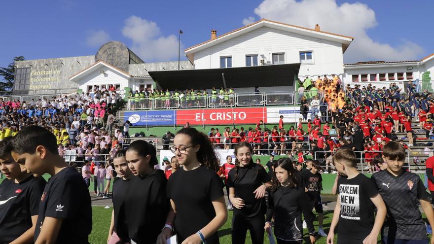 Todos fueron campeones en la olimpiada escolar del Cristo, que juntó a 17 colegios de Oviedo
