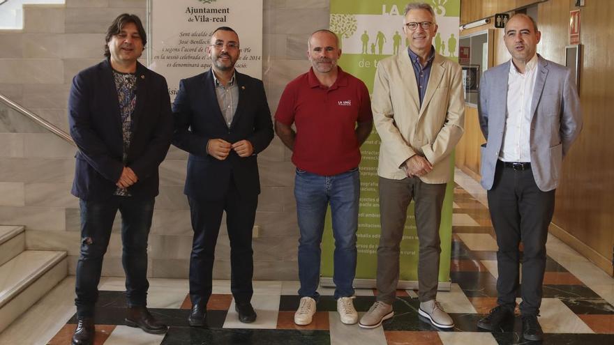 El alcalde de Vila-real ha participado en la apertura de las jornadas junto al secretario general de La Unió, Carles Peris, el secretario autonómico de Agricultura, Roger Llanes, y el diputado provincial de Desarrollo Rural, Santiago Pérez.