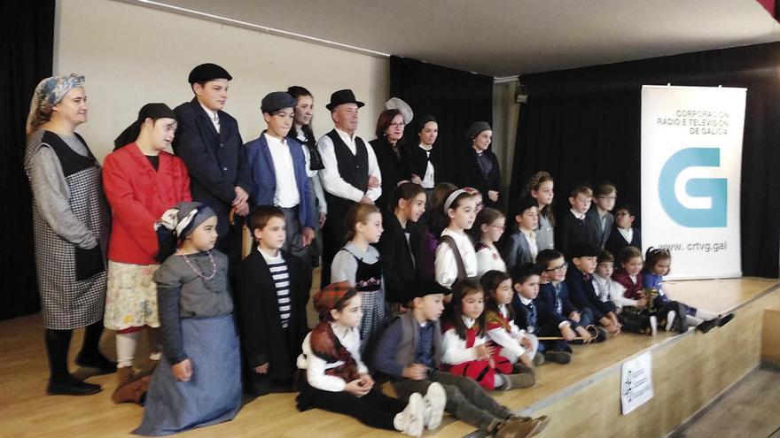 Anacos de vida&#039; visita o CEIP de Guntín