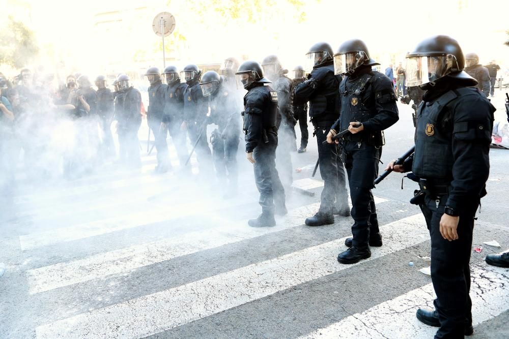 Momentos de tensión tras una carga de los Mossos contra los CDR