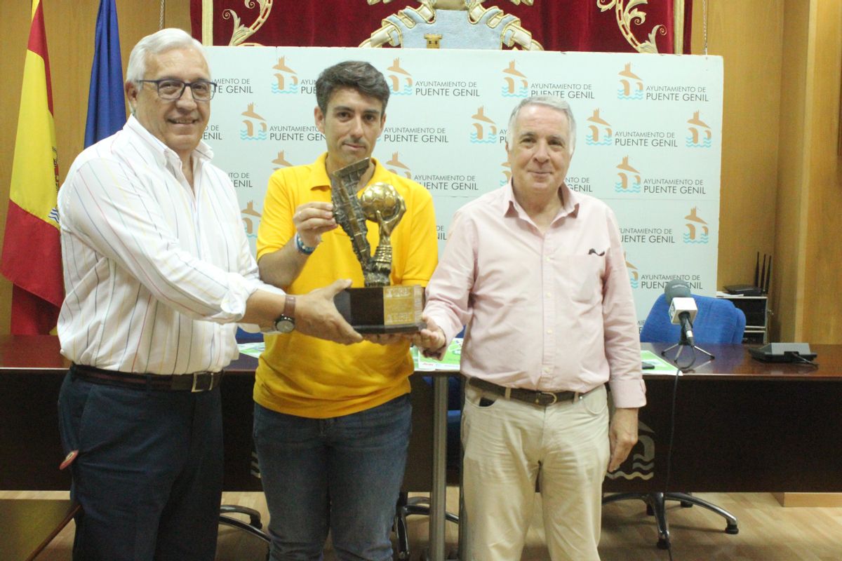 Presentación en el Ayuntamiento de la Copa de Andalucía.