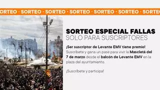 Levante-EMV sortea 30 entradas para ver la mascletá desde la plaza del Ayuntamiento de València