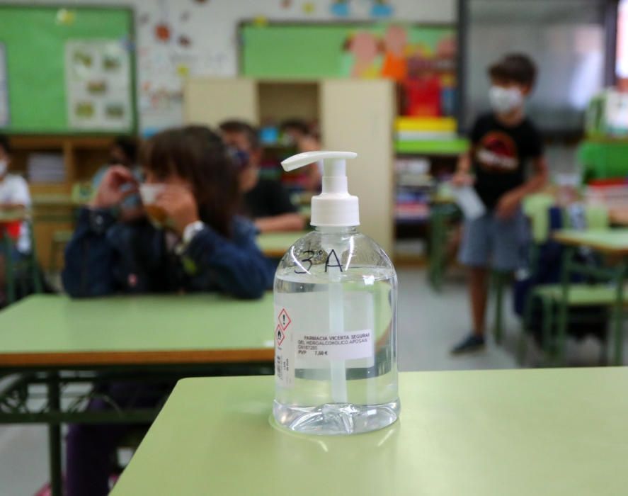 Tornada a classe a l'escola Benimaclet de València